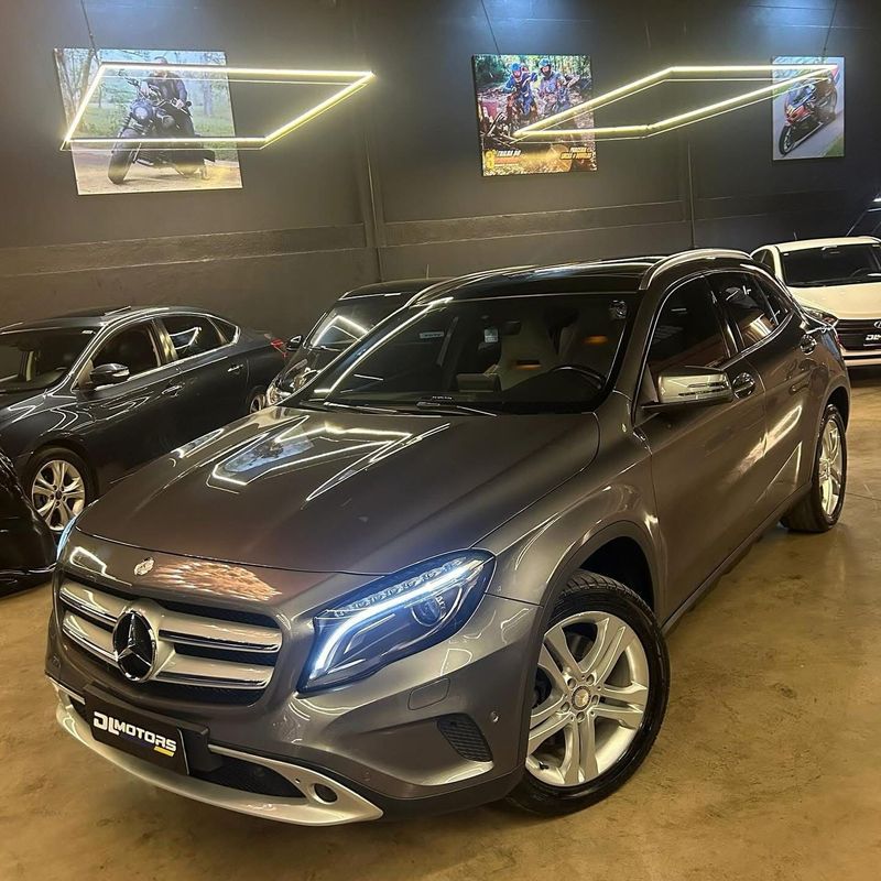 Mercedes-benz Gla250 2015/2016 DL MOTORS LAJEADO / Carros no Vale