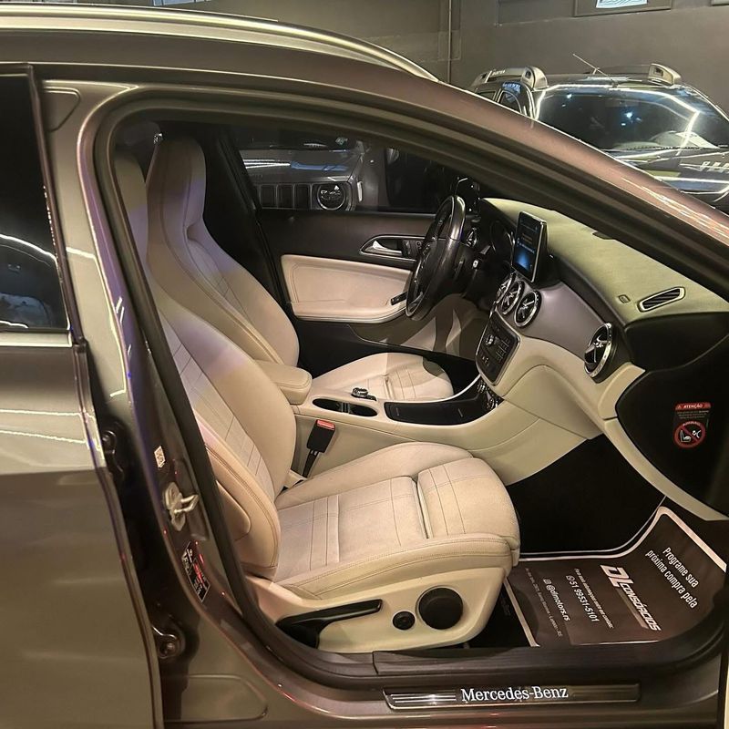 Mercedes-benz Gla250 2015/2016 DL MOTORS LAJEADO / Carros no Vale