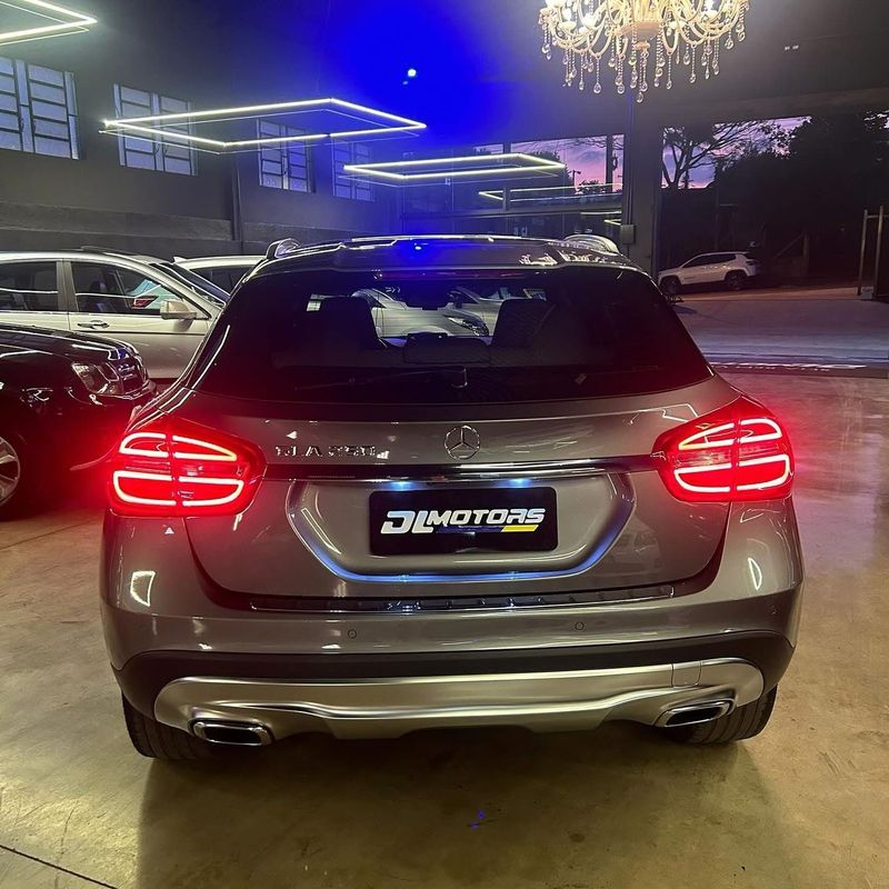 Mercedes-benz Gla250 2015/2016 DL MOTORS LAJEADO / Carros no Vale