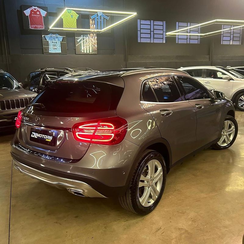 Mercedes-benz Gla250 2015/2016 DL MOTORS LAJEADO / Carros no Vale