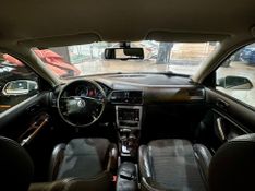 Volkswagen Golf 2.0 Sportline 2010/2011 DL MOTORS LAJEADO / Carros no Vale