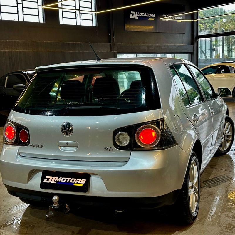 Volkswagen Golf 2.0 Sportline 2010/2011 DL MOTORS LAJEADO / Carros no Vale