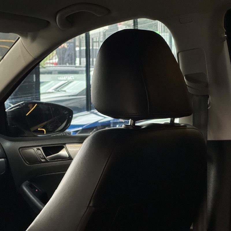 Volkswagen Jetta Tl Ac 2015/2016 DL MOTORS LAJEADO / Carros no Vale