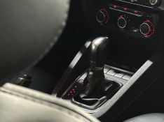 Volkswagen Jetta Tl Ac 2015/2016 DL MOTORS LAJEADO / Carros no Vale