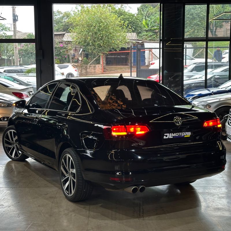 Volkswagen Jetta Tl Ac 2015/2016 DL MOTORS LAJEADO / Carros no Vale