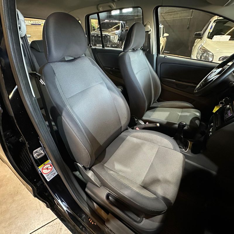 Volkswagen Spacefox Trend Gii 2012/2012 DL MOTORS LAJEADO / Carros no Vale