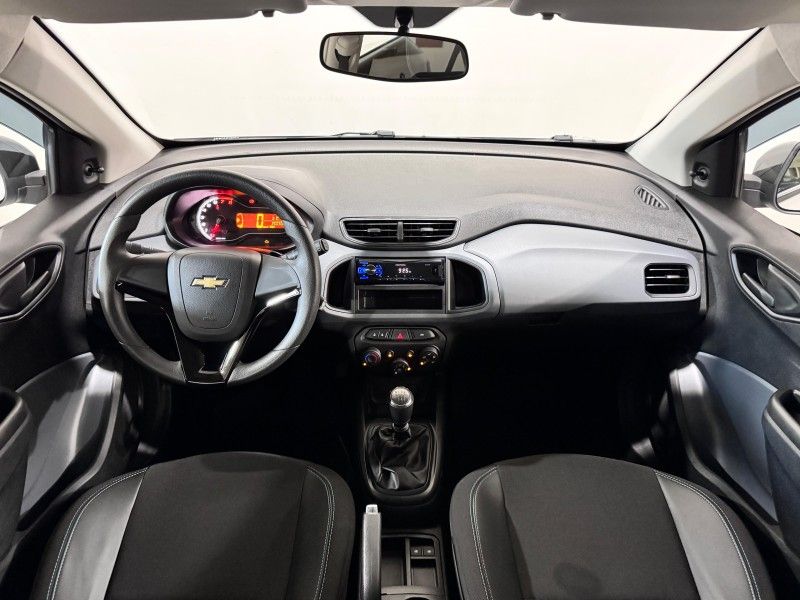 CHEVROLET ONIX 1.0 JOY BLACK 8V 2020/2021 SUL SERRA MOTORS CAXIAS DO SUL / Carros no Vale