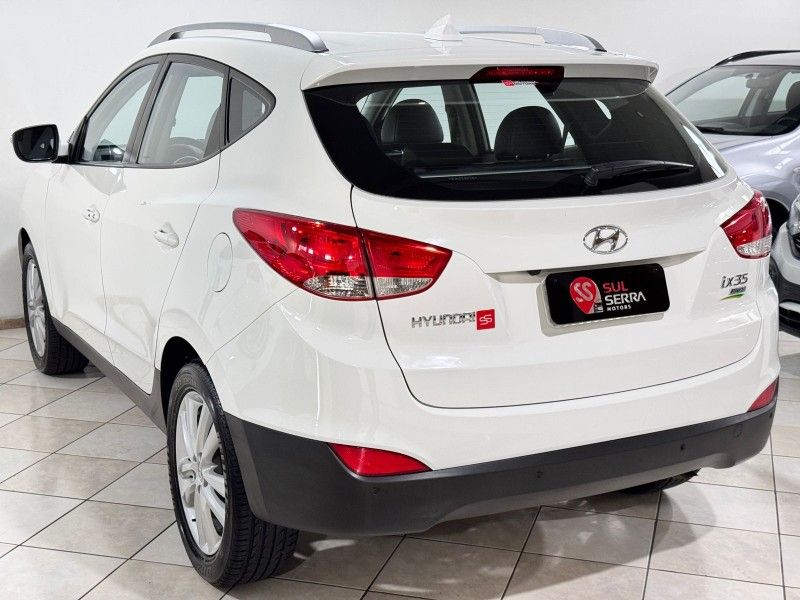 HYUNDAI IX35 2.0 MPFI GLS 4X2 16V 2015/2016 SUL SERRA MOTORS CAXIAS DO SUL / Carros no Vale