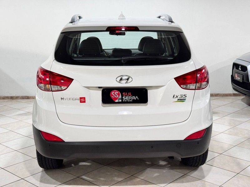 HYUNDAI IX35 2.0 MPFI GLS 4X2 16V 2015/2016 SUL SERRA MOTORS CAXIAS DO SUL / Carros no Vale