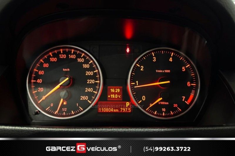 BMW X1 2.0 18I 4X2 16V 2010/2011 GARCEZ VEÍCULOS BENTO GONÇALVES / Carros no Vale