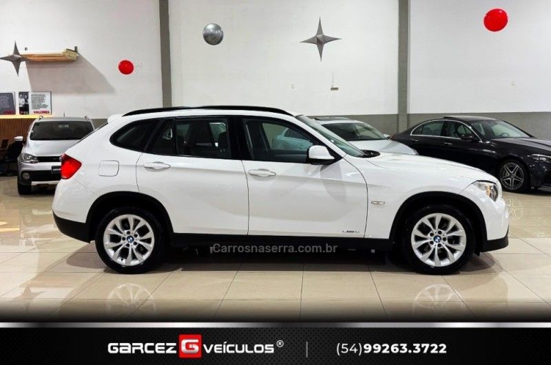 BMW X1 2.0 18I 4X2 16V 2010/2011 GARCEZ VEÍCULOS BENTO GONÇALVES / Carros no Vale