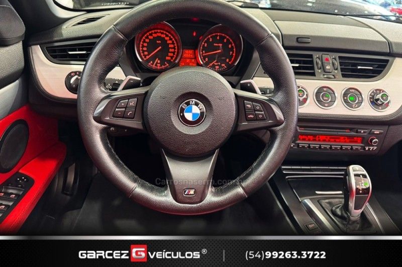 BMW Z4 2.0 ROADSTER 20I GP 16V 2011/2012 GARCEZ VEÍCULOS BENTO GONÇALVES / Carros no Vale