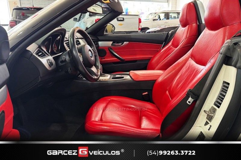BMW Z4 2.0 ROADSTER 20I GP 16V 2011/2012 GARCEZ VEÍCULOS BENTO GONÇALVES / Carros no Vale