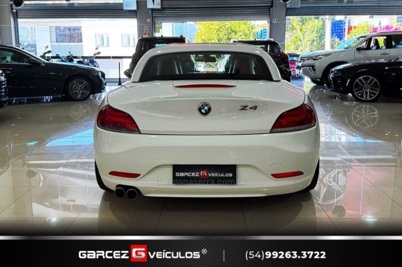 BMW Z4 2.0 ROADSTER 20I GP 16V 2011/2012 GARCEZ VEÍCULOS BENTO GONÇALVES / Carros no Vale