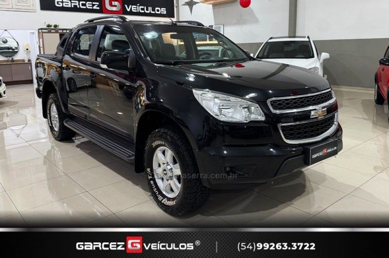 CHEVROLET S10 2.8 LT 4X4 CD 16V TURBO 2014/2015 GARCEZ VEÍCULOS BENTO GONÇALVES / Carros no Vale