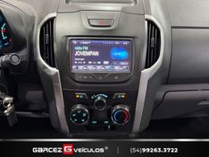 CHEVROLET S10 2.8 LT 4X4 CD 16V TURBO 2014/2015 GARCEZ VEÍCULOS BENTO GONÇALVES / Carros no Vale
