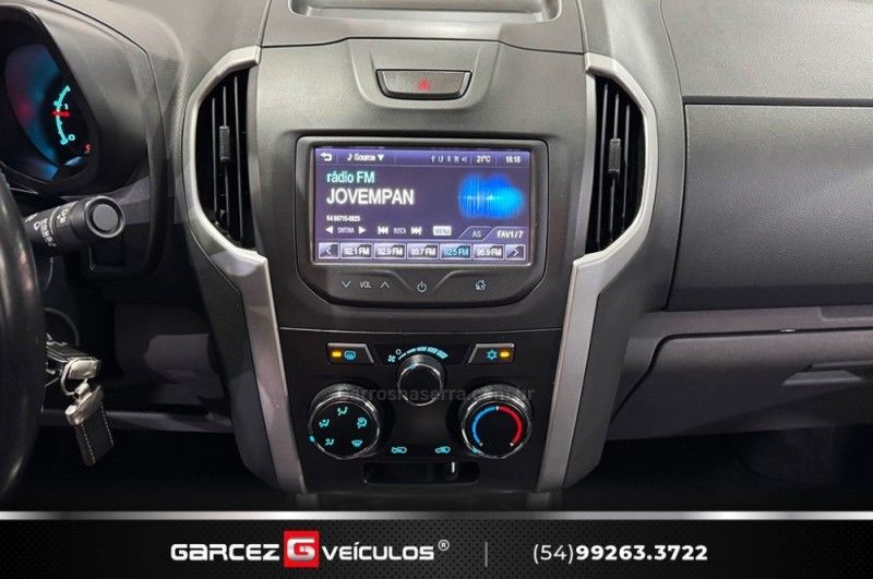 CHEVROLET S10 2.8 LT 4X4 CD 16V TURBO 2014/2015 GARCEZ VEÍCULOS BENTO GONÇALVES / Carros no Vale
