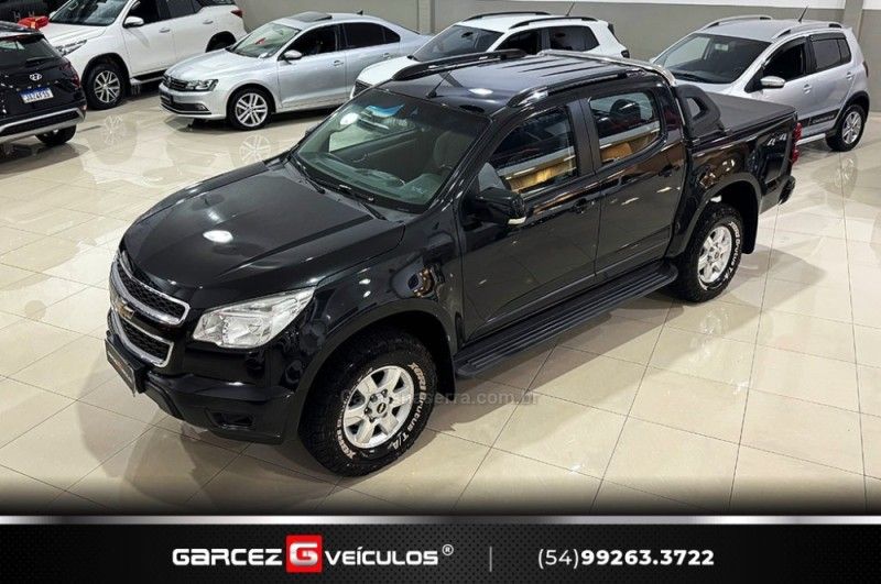 CHEVROLET S10 2.8 LT 4X4 CD 16V TURBO 2014/2015 GARCEZ VEÍCULOS BENTO GONÇALVES / Carros no Vale