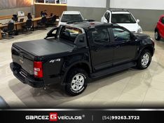 CHEVROLET S10 2.8 LT 4X4 CD 16V TURBO 2014/2015 GARCEZ VEÍCULOS BENTO GONÇALVES / Carros no Vale