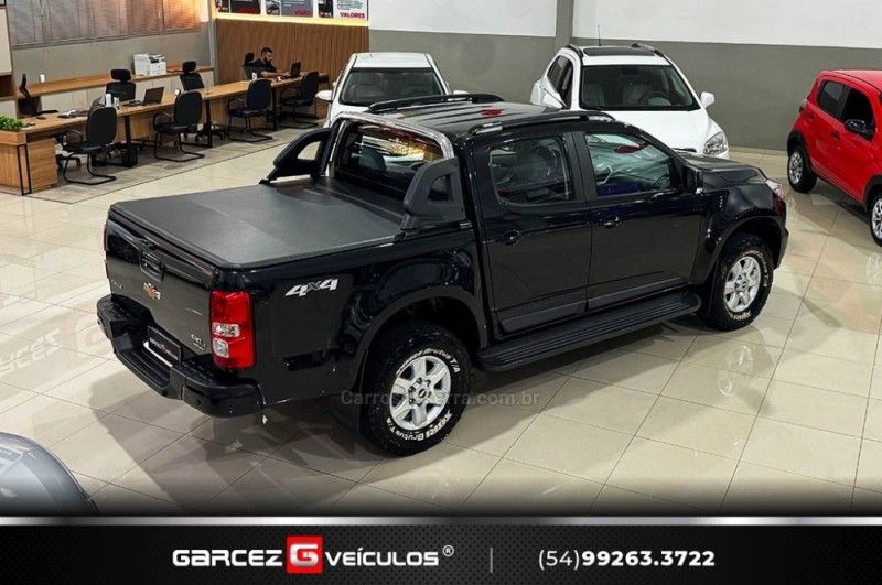 CHEVROLET S10 2.8 LT 4X4 CD 16V TURBO 2014/2015 GARCEZ VEÍCULOS BENTO GONÇALVES / Carros no Vale