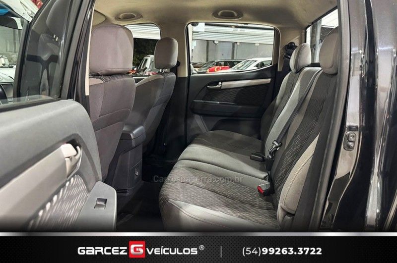 CHEVROLET S10 2.8 LT 4X4 CD 16V TURBO 2014/2015 GARCEZ VEÍCULOS BENTO GONÇALVES / Carros no Vale
