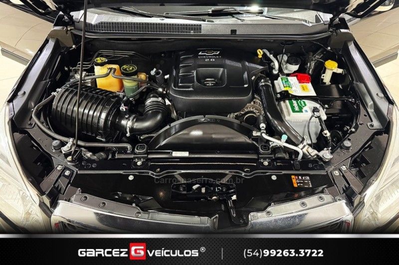 CHEVROLET S10 2.8 LT 4X4 CD 16V TURBO 2014/2015 GARCEZ VEÍCULOS BENTO GONÇALVES / Carros no Vale