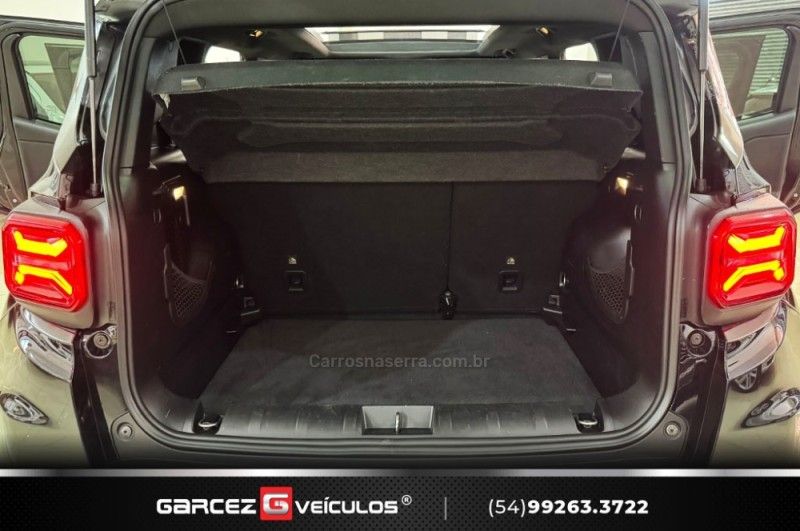 JEEP RENEGADE 1.3 S T270 16V TURBO 4×4 2022/2022 GARCEZ VEÍCULOS BENTO GONÇALVES / Carros no Vale
