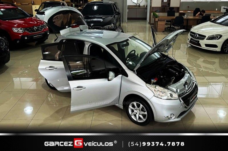 PEUGEOT 208 1.5 ACTIVE PACK 8V 2015/2016 GARCEZ VEÍCULOS BENTO GONÇALVES / Carros no Vale