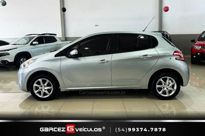PEUGEOT 208 1.5 ACTIVE PACK 8V 2015/2016 GARCEZ VEÍCULOS BENTO GONÇALVES / Carros no Vale