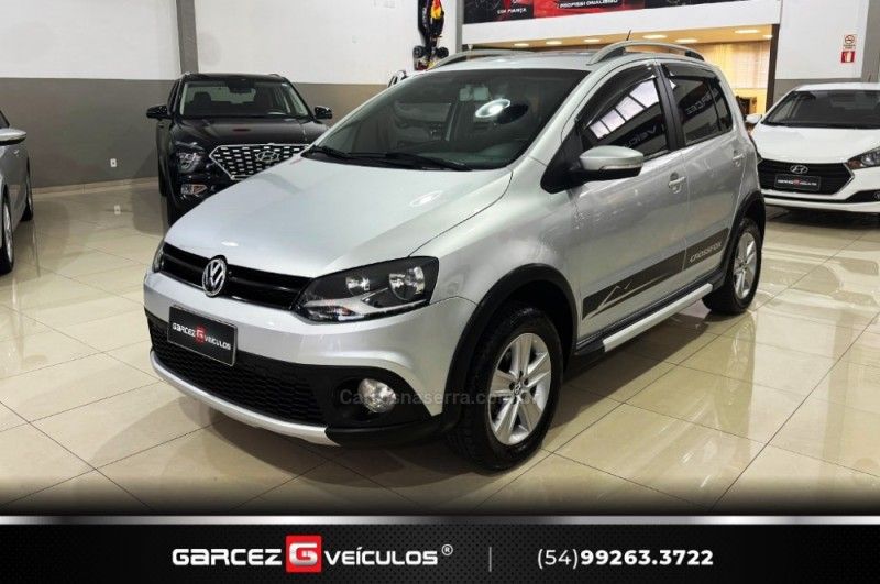 VOLKSWAGEN CROSSFOX 1.6 MI 8V 2010/2011 GARCEZ VEÍCULOS BENTO GONÇALVES / Carros no Vale