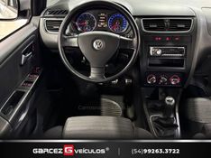 VOLKSWAGEN CROSSFOX 1.6 MI 8V 2010/2011 GARCEZ VEÍCULOS BENTO GONÇALVES / Carros no Vale