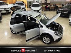 VOLKSWAGEN CROSSFOX 1.6 MI 8V 2010/2011 GARCEZ VEÍCULOS BENTO GONÇALVES / Carros no Vale