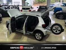 VOLKSWAGEN CROSSFOX 1.6 MI 8V 2010/2011 GARCEZ VEÍCULOS BENTO GONÇALVES / Carros no Vale