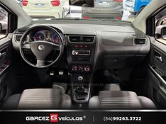 VOLKSWAGEN CROSSFOX 1.6 MI 8V 2010/2011 GARCEZ VEÍCULOS BENTO GONÇALVES / Carros no Vale