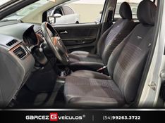 VOLKSWAGEN CROSSFOX 1.6 MI 8V 2010/2011 GARCEZ VEÍCULOS BENTO GONÇALVES / Carros no Vale