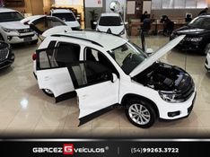 VOLKSWAGEN TIGUAN 1.4 TSI 16V TURBO 2017/2017 GARCEZ VEÍCULOS BENTO GONÇALVES / Carros no Vale