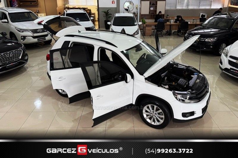 VOLKSWAGEN TIGUAN 1.4 TSI 16V TURBO 2017/2017 GARCEZ VEÍCULOS BENTO GONÇALVES / Carros no Vale