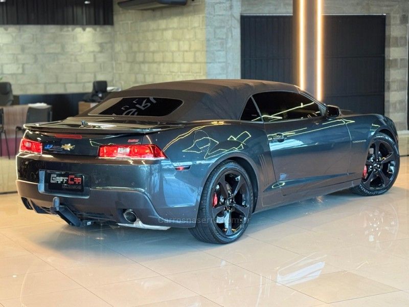 CHEVROLET CAMARO 6.2 SS COUPÉ V8 2014/2014 GRIFFCAR MULTIMARCAS DOIS IRMÃOS / Carros no Vale