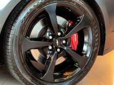 CHEVROLET CAMARO 6.2 SS COUPÉ V8 2014/2014 GRIFFCAR MULTIMARCAS DOIS IRMÃOS / Carros no Vale