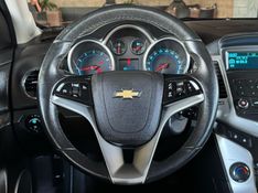 CHEVROLET CRUZE 1.8 LT 16V 2013/2014 GRIFFCAR MULTIMARCAS DOIS IRMÃOS / Carros no Vale