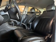 CHEVROLET CRUZE 1.8 LT 16V 2013/2014 GRIFFCAR MULTIMARCAS DOIS IRMÃOS / Carros no Vale