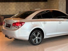 CHEVROLET CRUZE 1.8 LT 16V 2013/2014 GRIFFCAR MULTIMARCAS DOIS IRMÃOS / Carros no Vale