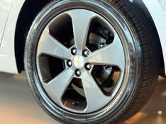 CHEVROLET CRUZE 1.8 LT 16V 2013/2014 GRIFFCAR MULTIMARCAS DOIS IRMÃOS / Carros no Vale