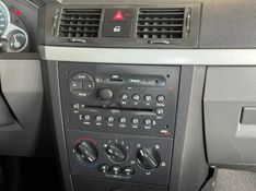 CHEVROLET MERIVA 1.4 MPFI MAXX 8V ECONO 2010/2011 GRIFFCAR MULTIMARCAS DOIS IRMÃOS / Carros no Vale