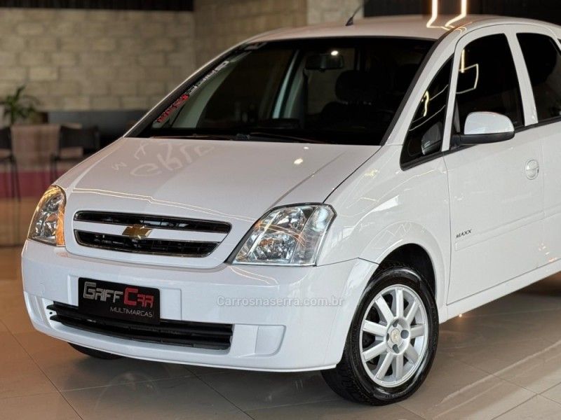 CHEVROLET MERIVA 1.4 MPFI MAXX 8V ECONO 2010/2011 GRIFFCAR MULTIMARCAS DOIS IRMÃOS / Carros no Vale