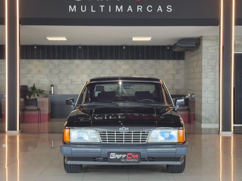 CHEVROLET OPALA 4.1 DIPLOMATA 12V 1990/1990 GRIFFCAR MULTIMARCAS DOIS IRMÃOS / Carros no Vale