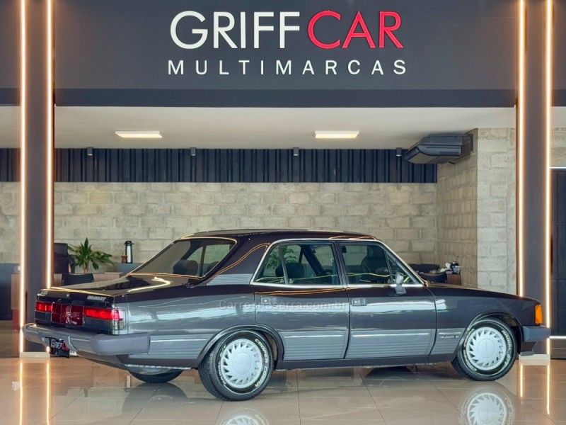 CHEVROLET OPALA 4.1 DIPLOMATA 12V 1990/1990 GRIFFCAR MULTIMARCAS DOIS IRMÃOS / Carros no Vale