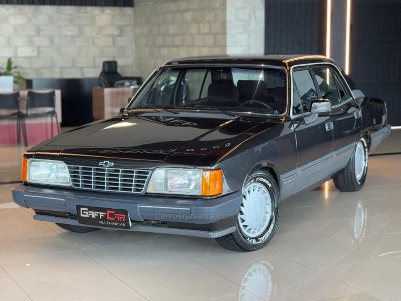 CHEVROLET OPALA 4.1 DIPLOMATA 12V 1990/1990 GRIFFCAR MULTIMARCAS DOIS IRMÃOS / Carros no Vale