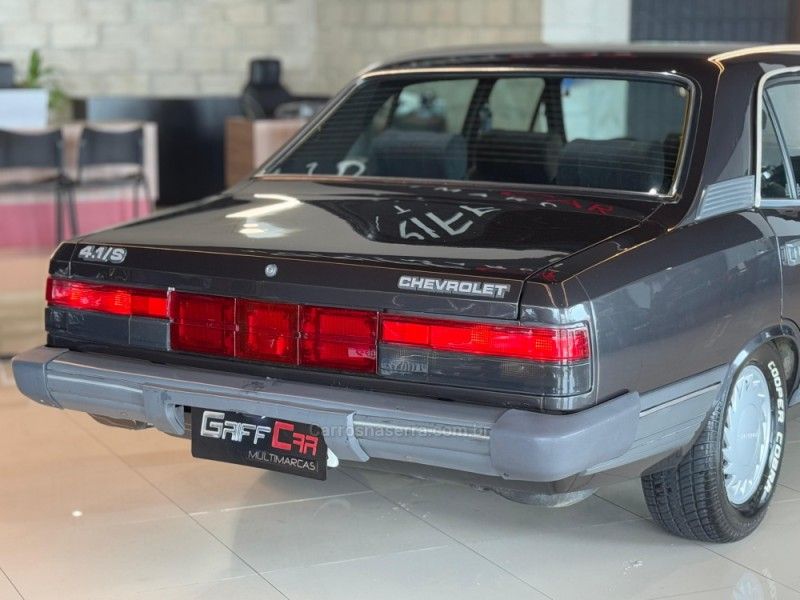 CHEVROLET OPALA 4.1 DIPLOMATA 12V 1990/1990 GRIFFCAR MULTIMARCAS DOIS IRMÃOS / Carros no Vale