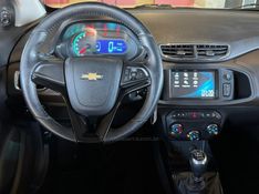 CHEVROLET PRISMA 1.4 MPFI LTZ 8V 2016/2017 GRIFFCAR MULTIMARCAS DOIS IRMÃOS / Carros no Vale